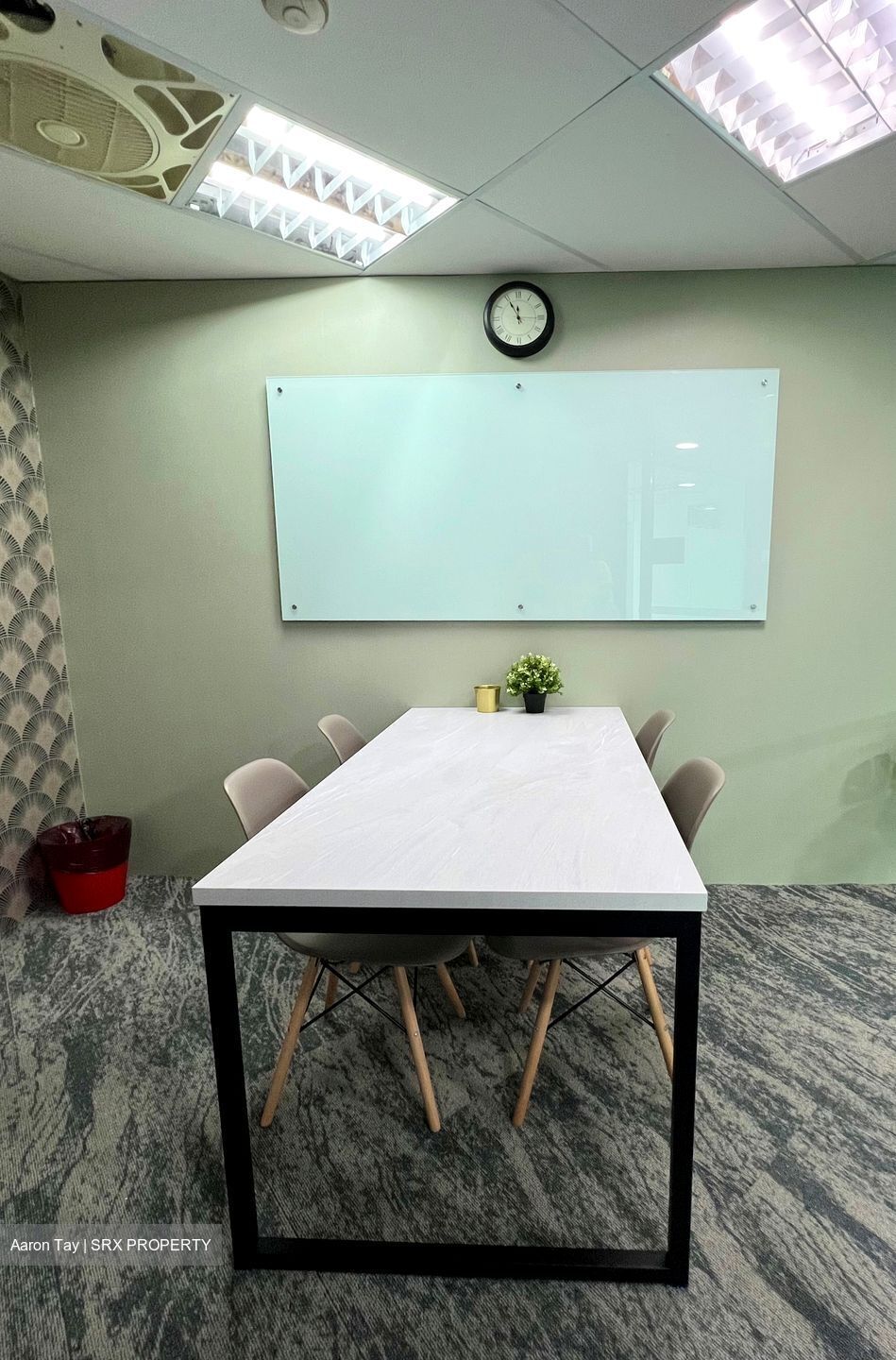 The Octagon (D1), Office #552776571